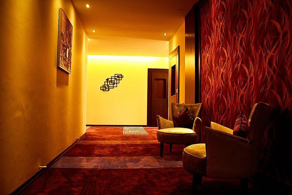Hotel Pine Spring Wazir Bagh Srīnagar Kültér fotó